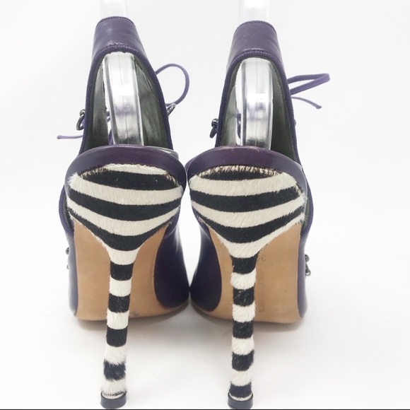 Manolo Blahnik Leather Lace Up Heels with Calf Fur - Picture 3 of 7